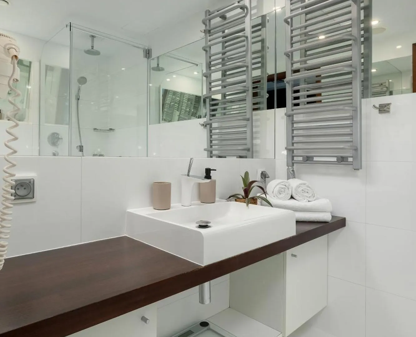 Sea Breeze Private Apartment In Marine Hotel Kolobrzeg Poland