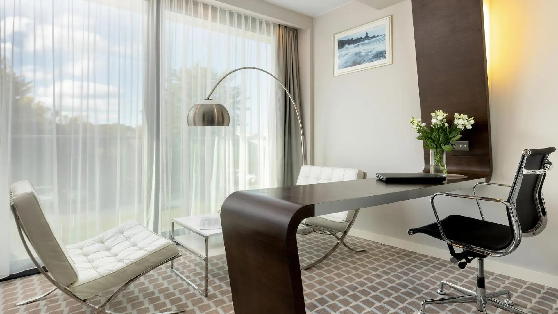 Sea Breeze Private Apartment In Marine Hotel Kolobrzeg